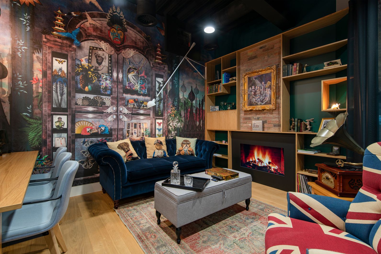 Office lounge and breakout space